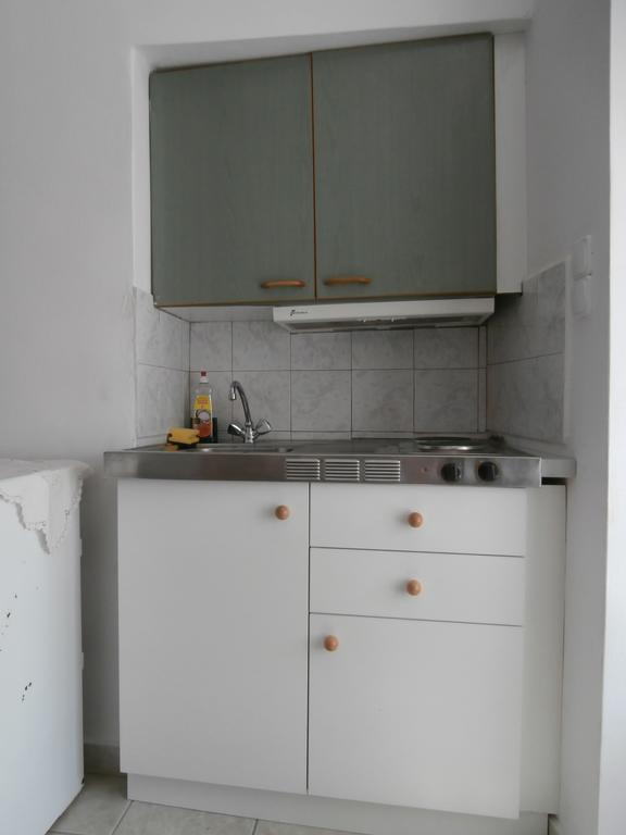 Volta Stonehouse Apartment