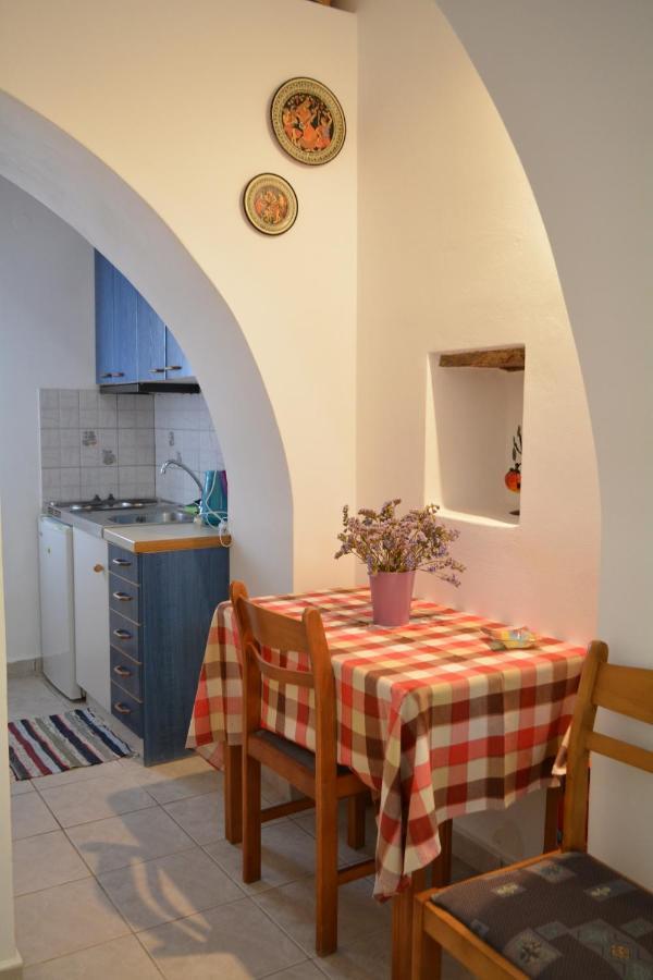 Volta Stonehouse Fratsia