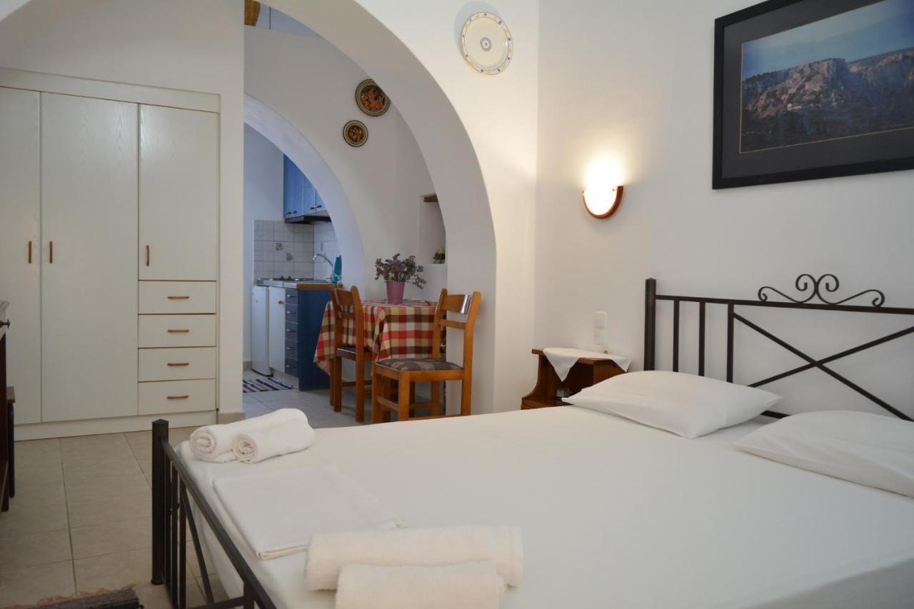 Volta Stonehouse * Fratsia